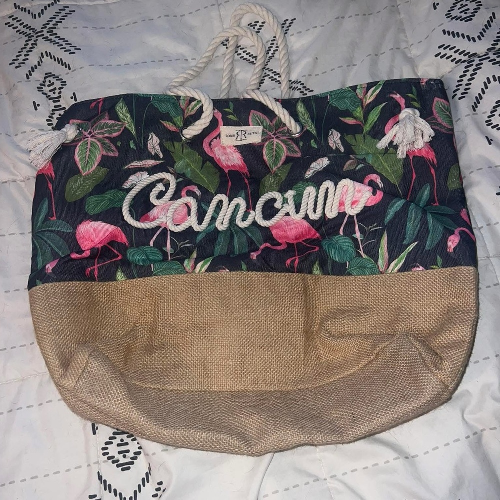 Robin Ruth Cancun beach bag. Used once or twice.